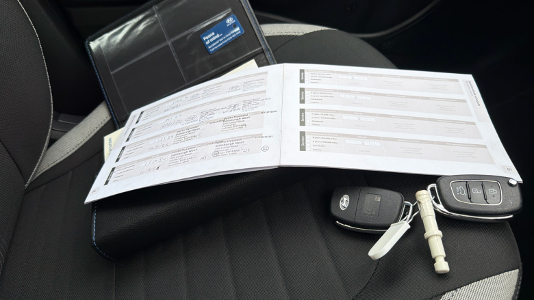 Hyundai i10 1.0 MPi SE Connect 5dr Auto Petrol Hatchback